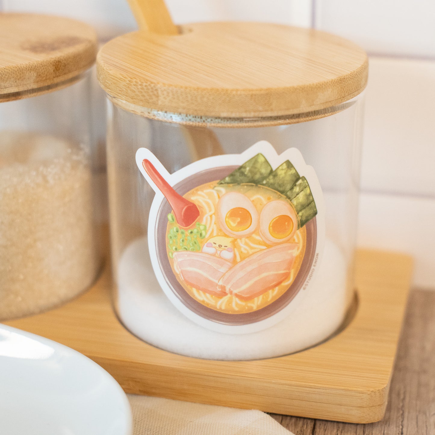 El sueño de ramen de Devyegg Pegatina